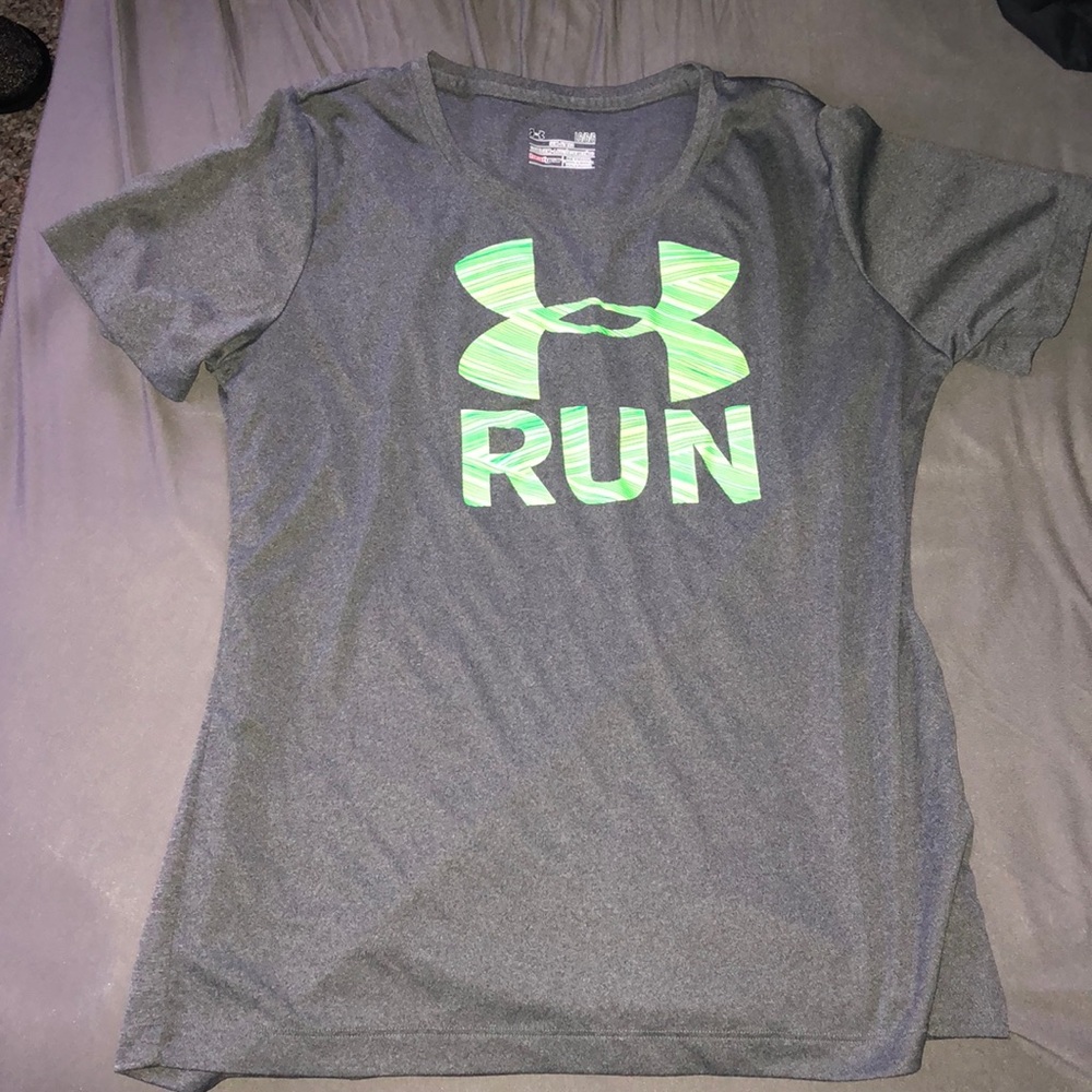 Under armour women’s workout shirt